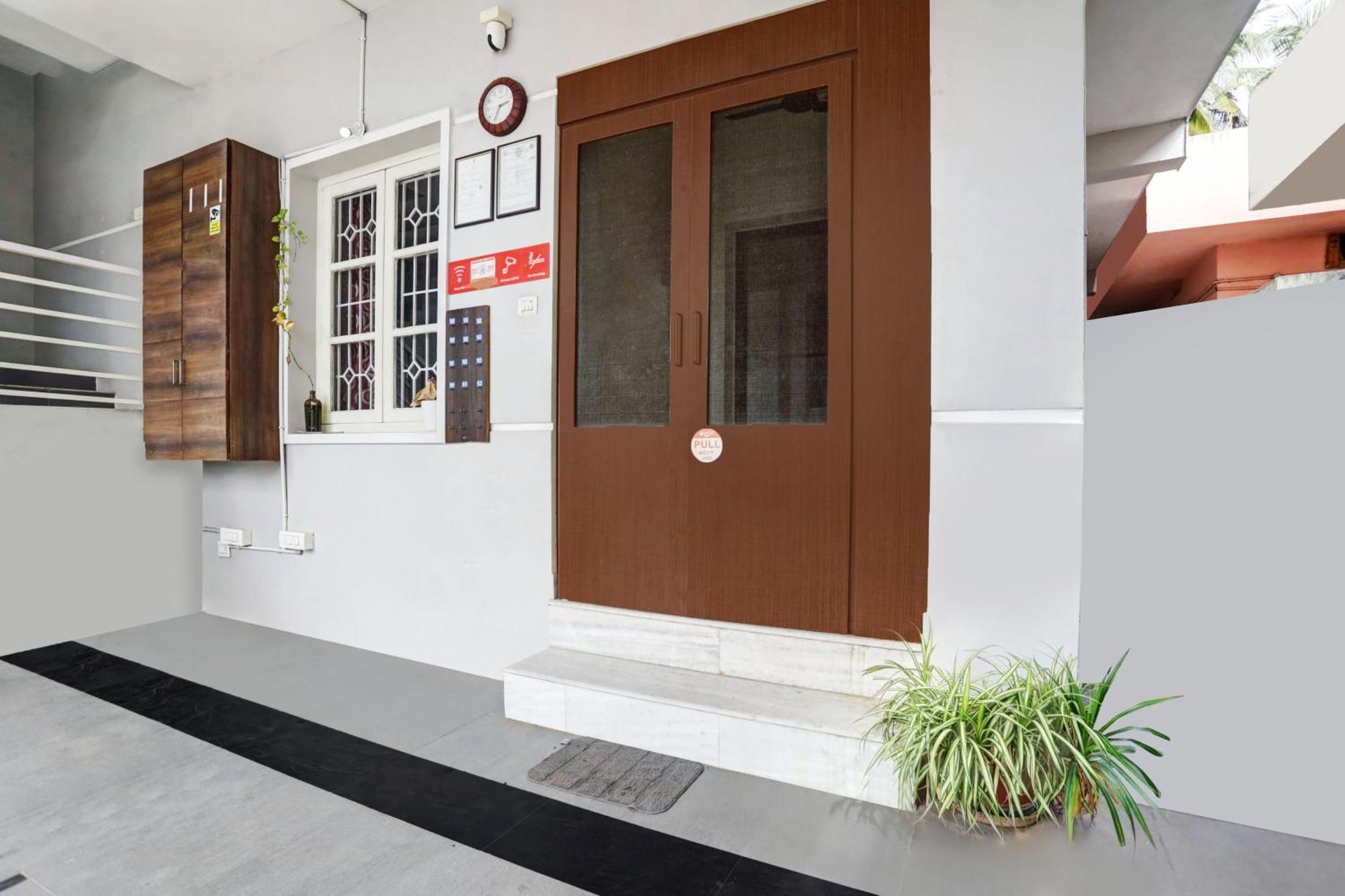 Super Hotel O Ashok Nagar Near Jntu College Kakinada Bagian luar foto