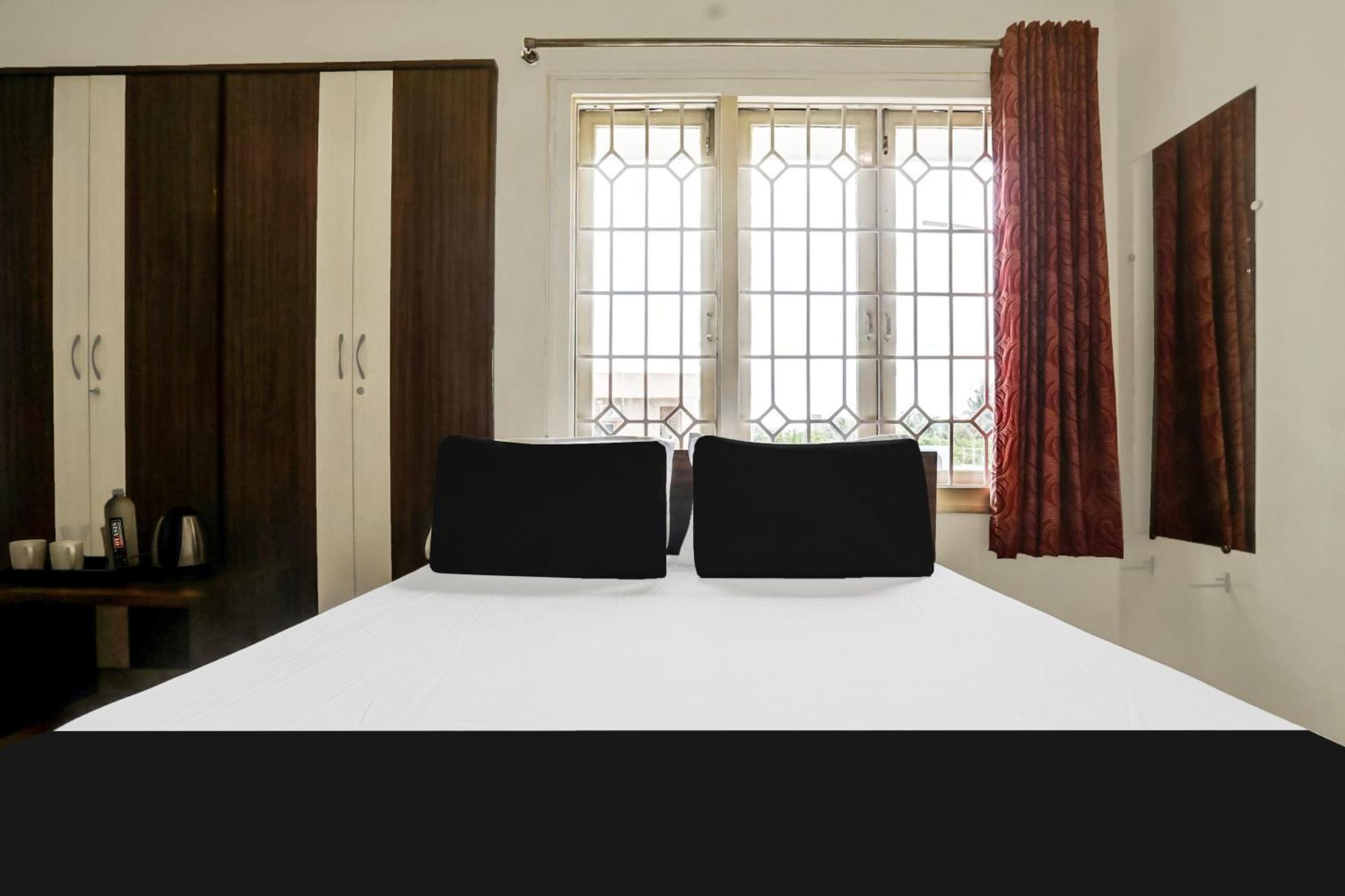 Super Hotel O Ashok Nagar Near Jntu College Kakinada Bagian luar foto